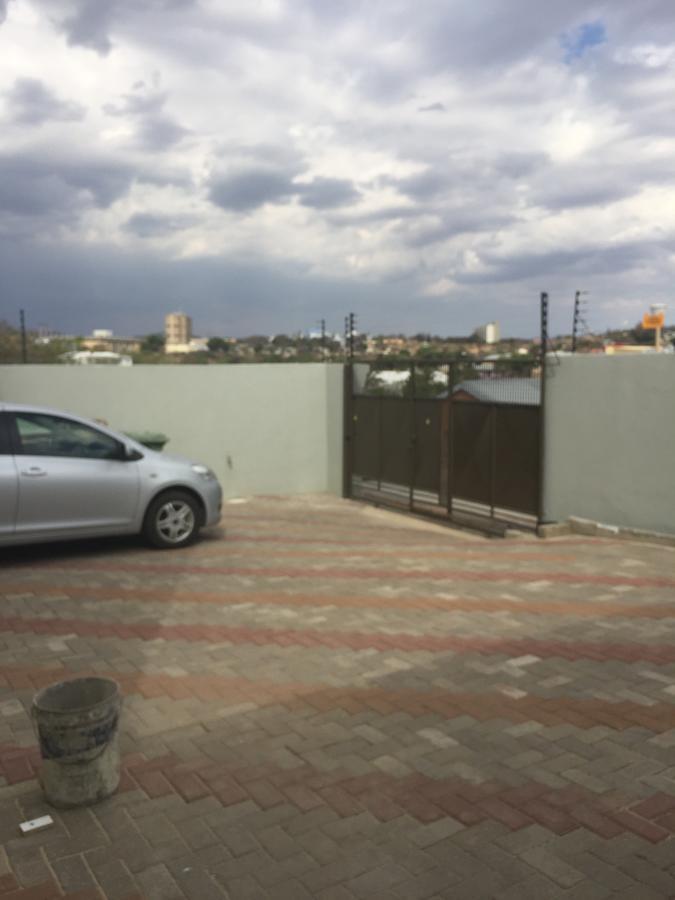 Coco Palm Bed&Breakfast Windhoek Exterior photo